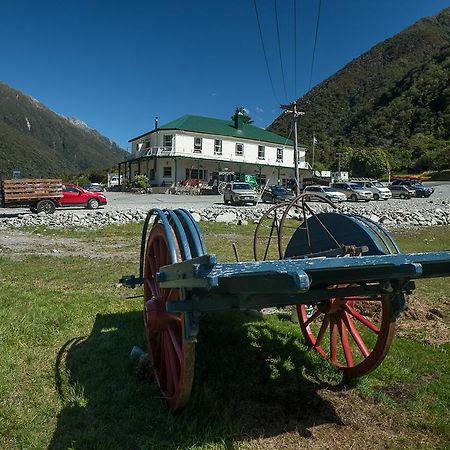 Otira Stagecoach Hotel Dış mekan fotoğraf