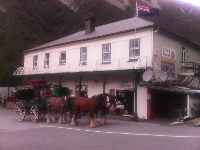 Otira Stagecoach Hotel Dış mekan fotoğraf