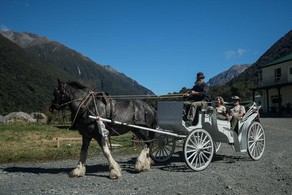 Otira Stagecoach Hotel Dış mekan fotoğraf