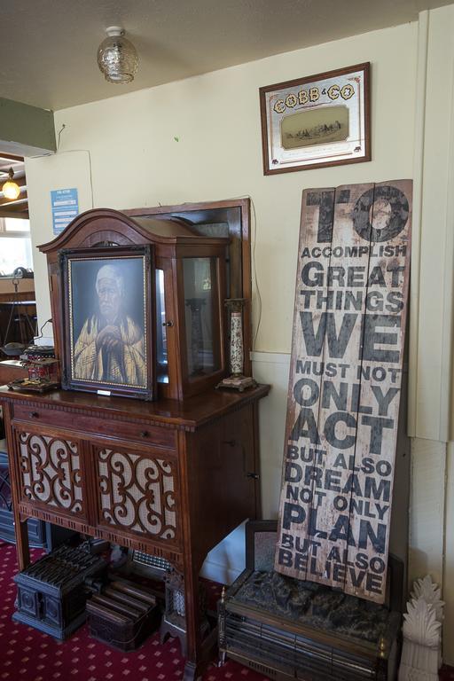 Otira Stagecoach Hotel Dış mekan fotoğraf