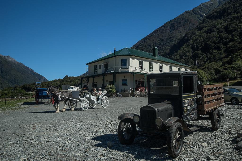 Otira Stagecoach Hotel Dış mekan fotoğraf