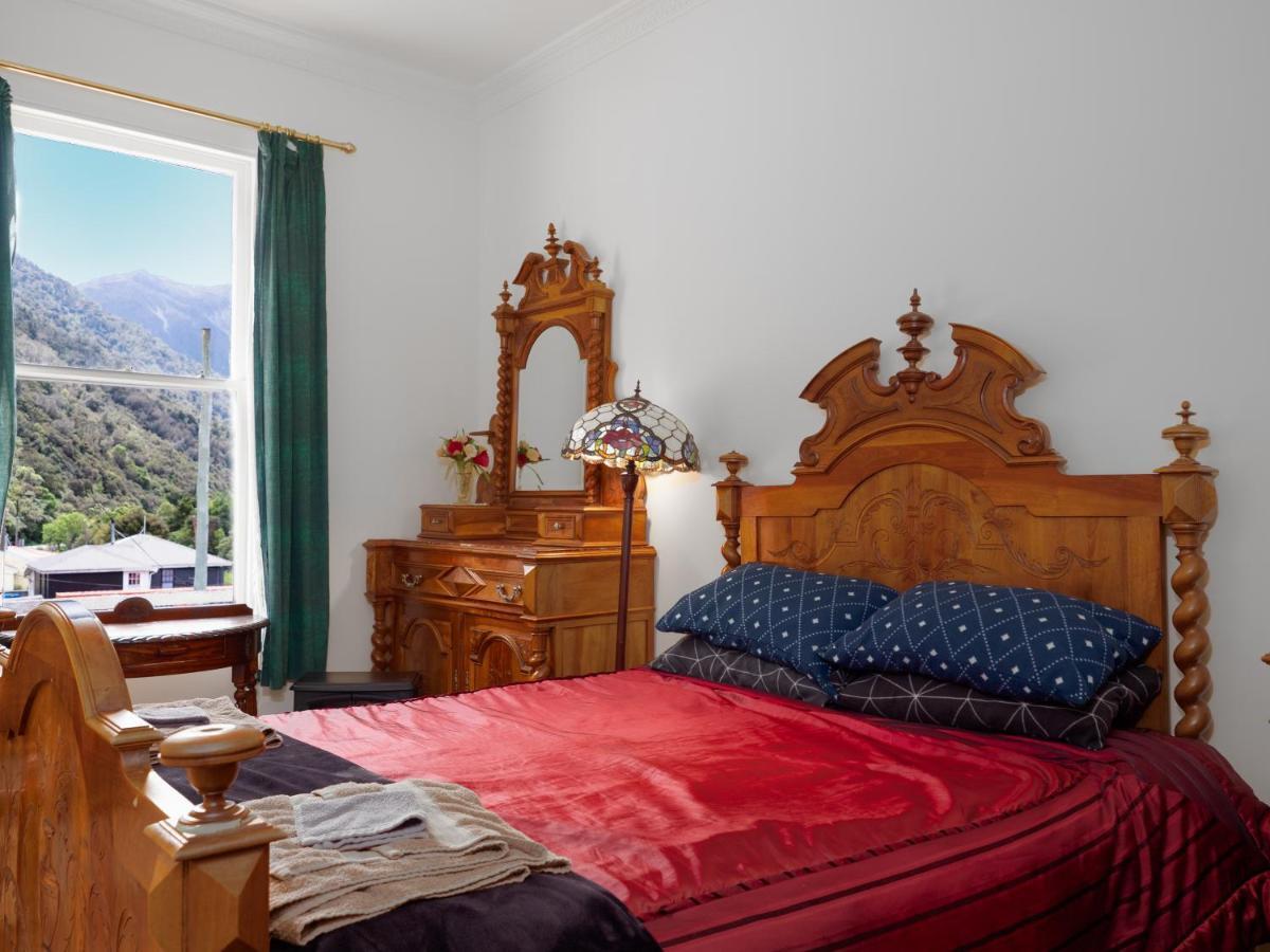 Otira Stagecoach Hotel Dış mekan fotoğraf