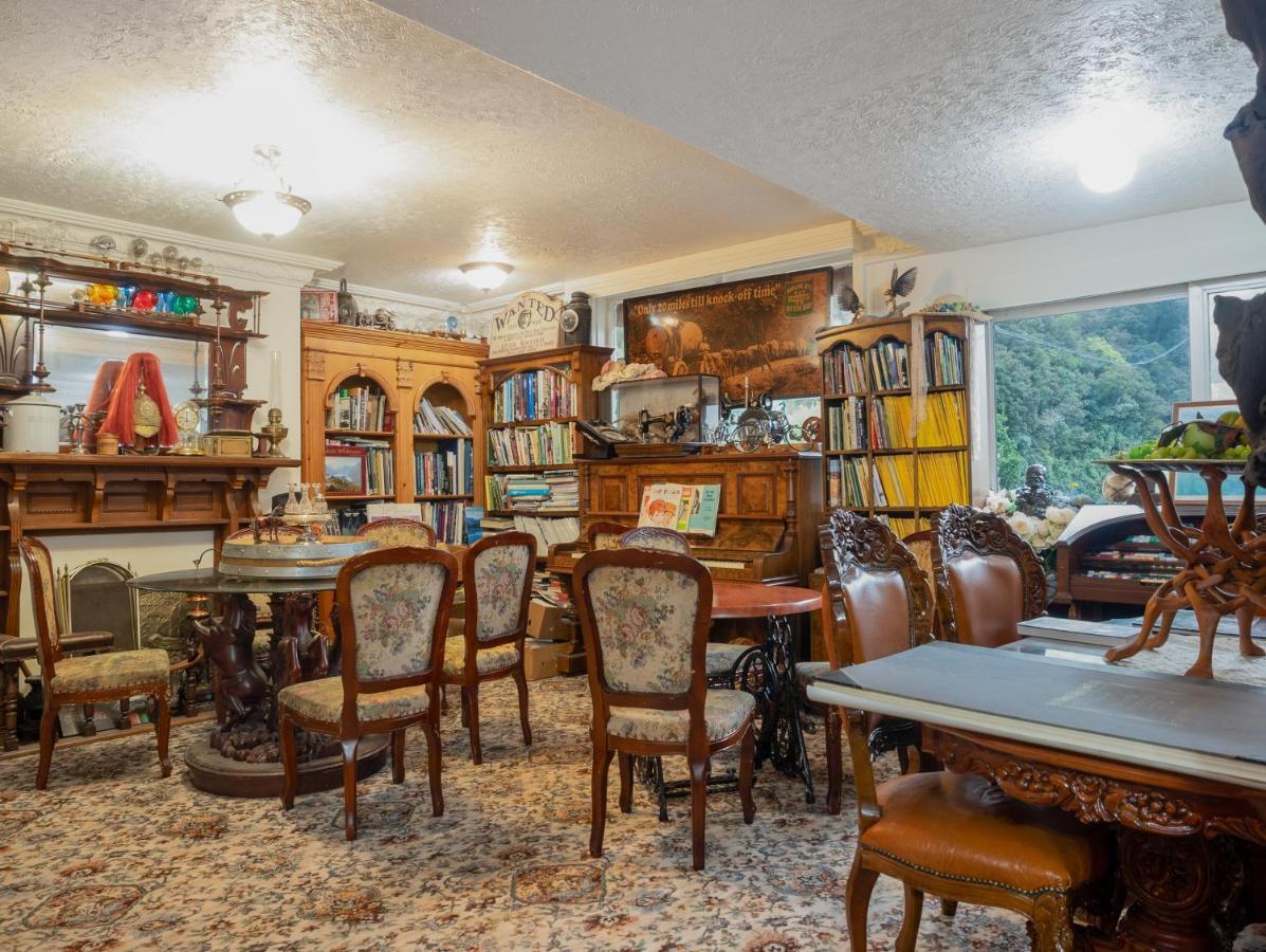 Otira Stagecoach Hotel Dış mekan fotoğraf